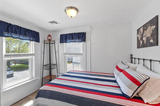 7 Concord Avenue, Hampton, NH 03842