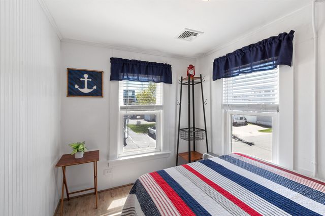 7 Concord Avenue, Hampton, NH 03842