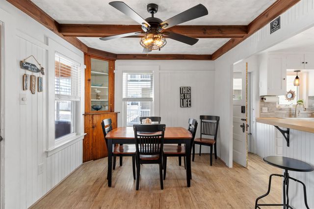7 Concord Avenue, Hampton, NH 03842