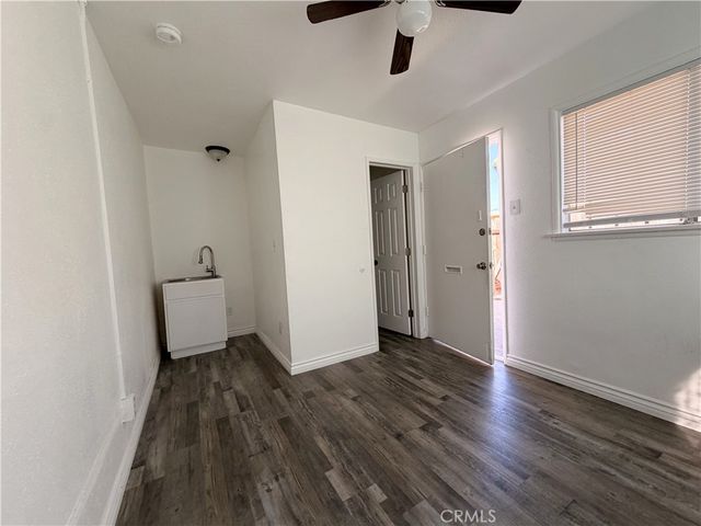 350 E South, Long Beach, CA 90805