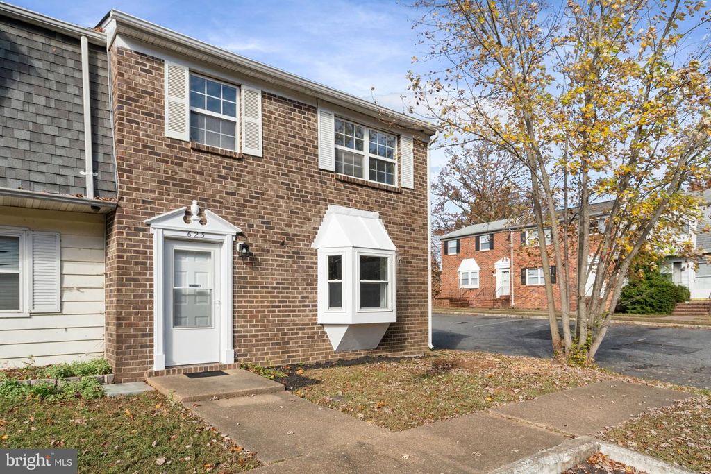 623 OLDE FORGE DR, Fredericksburg, VA 22405