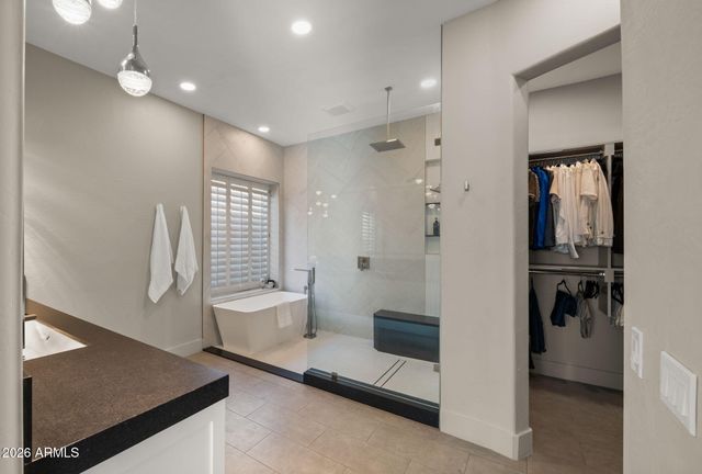 16214 S 1ST Street, Phoenix, AZ 85048