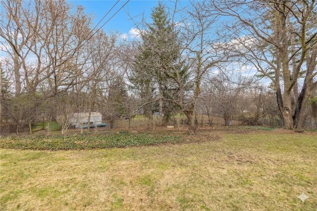 500 Pinnacle Road, Henrietta, NY 14623