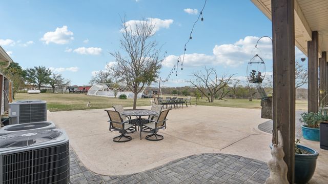 7434 Indian Wells Road, Sanger, TX 76266
