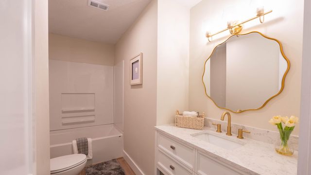 1 NE Stafford Circle, Fort Walton Beach, FL 32547