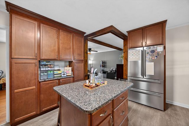 3617 Helen Lane, Chattanooga, TN 37412