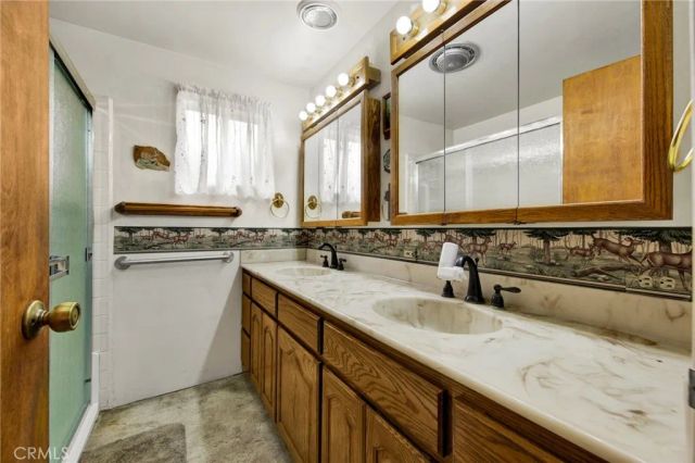 3255 Montrose, Glendale, CA 91214