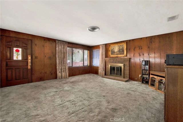 3255 Montrose, Glendale, CA 91214