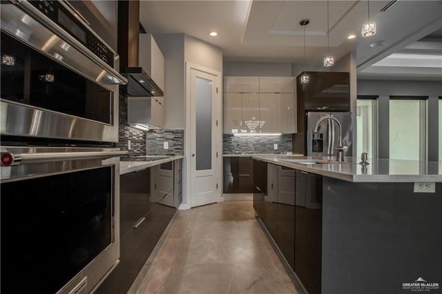 2608 Granjeno Avenue, Hidalgo, TX 78557