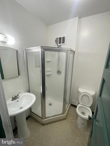 3433 GREENMOUNT AVE, Baltimore, MD 21218