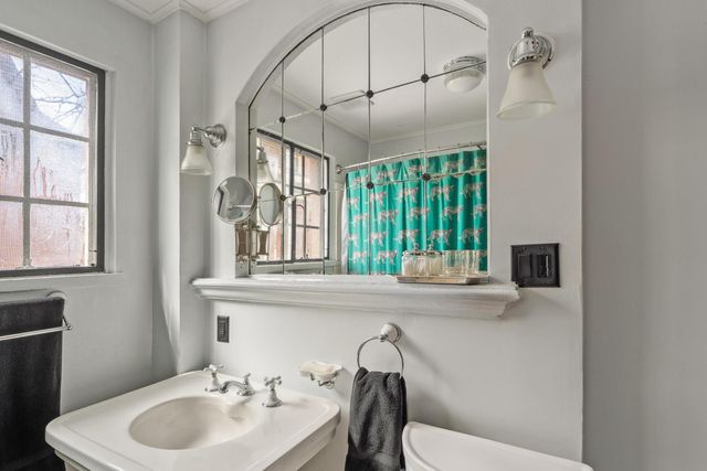 878 Franklin Avenue, Columbus, OH 43205