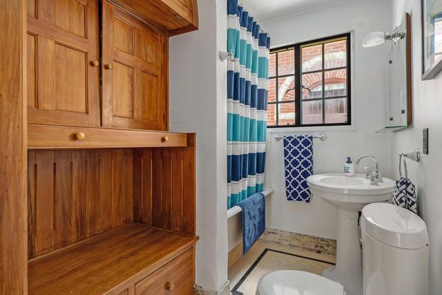 878 Franklin Avenue, Columbus, OH 43205