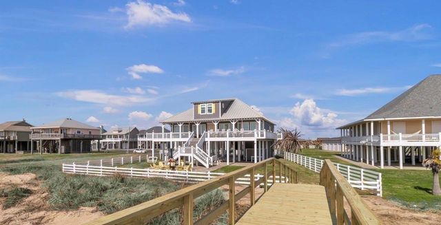 2344 Trinidad Drive, Port Bolivar, TX 77650