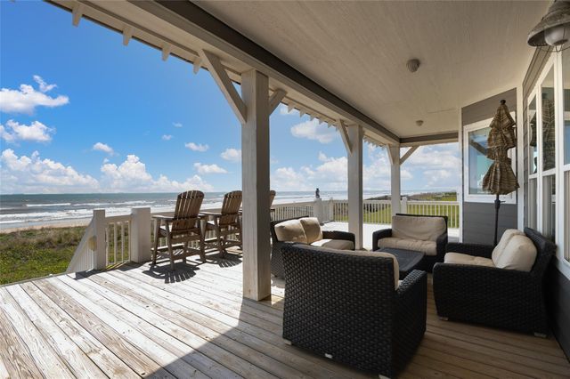 2344 Trinidad Drive, Port Bolivar, TX 77650