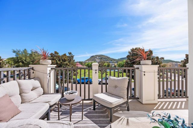 21516 Harmony Village, Escondido, CA 92029