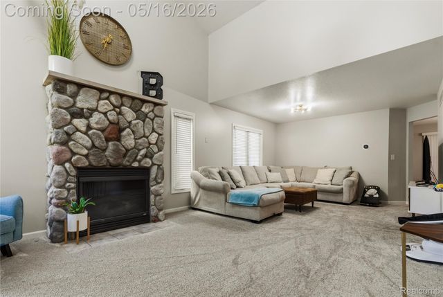 195 Davis Street, Wyandotte, MI 48192