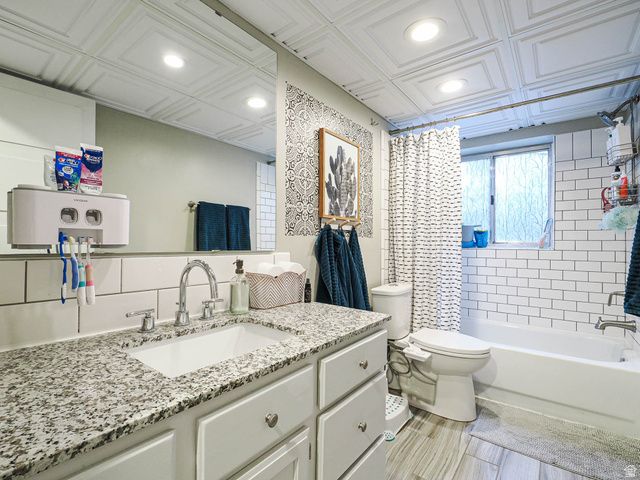 3067 W GREAT PASTURE RD, West Jordan, UT 84088