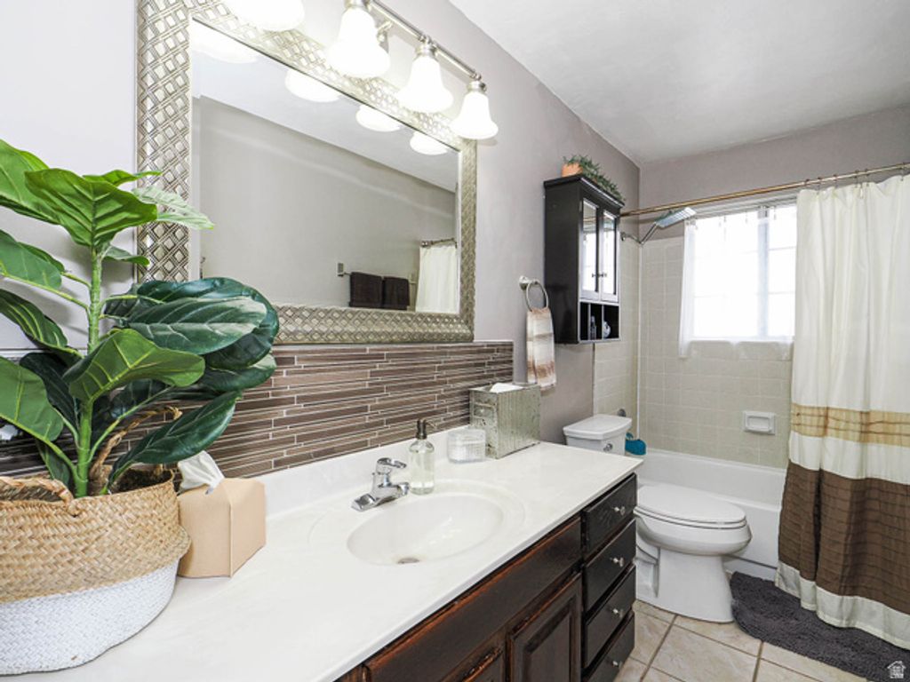 Image 27 of property listing at 3067 W GREAT PASTURE RD, West Jordan, UT 84088
