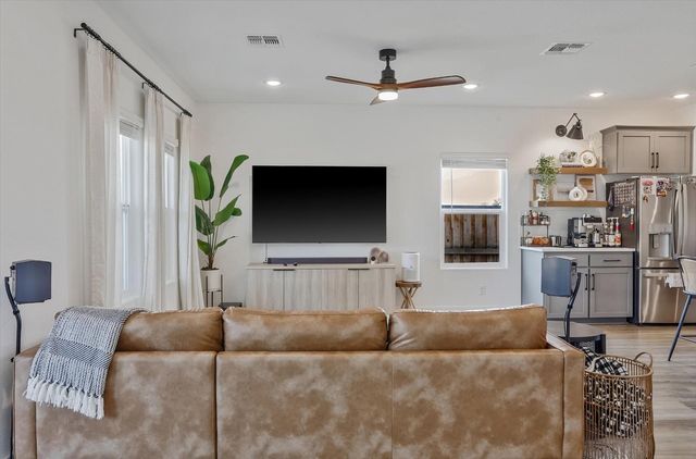 1101 Elm Terrace Way, Wheatland, CA 95692