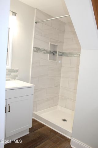 47 Chestnut Street, Rensselaer, NY 12144