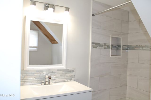 47 Chestnut Street, Rensselaer, NY 12144