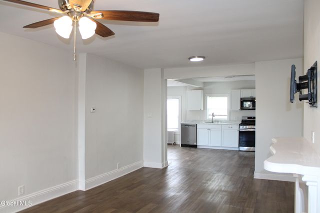 47 Chestnut Street, Rensselaer, NY 12144