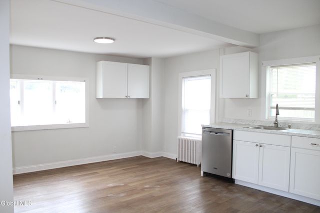 47 Chestnut Street, Rensselaer, NY 12144