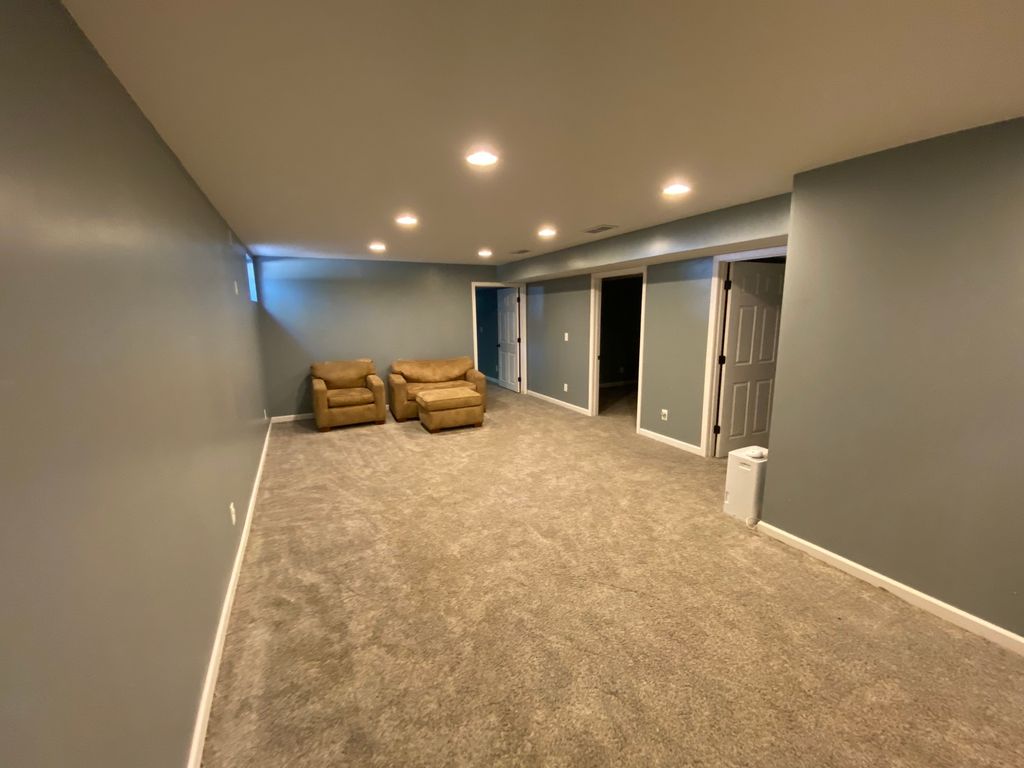 Image 17 of property listing at 514 Country Club Road, Centralia, IL 62801