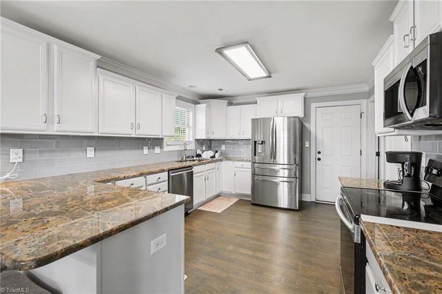 2825 Fuller Mill Road N, Thomasville, NC 27360