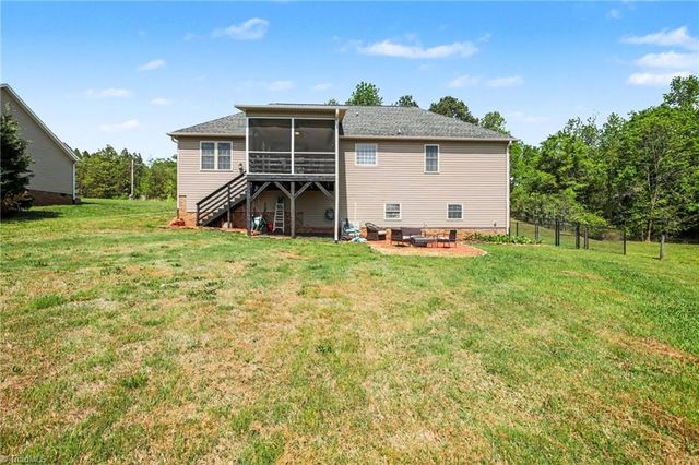 2825 Fuller Mill Road N, Thomasville, NC 27360