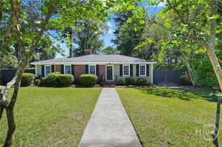 1217 E Derenne Avenue, Savannah, GA 31406
