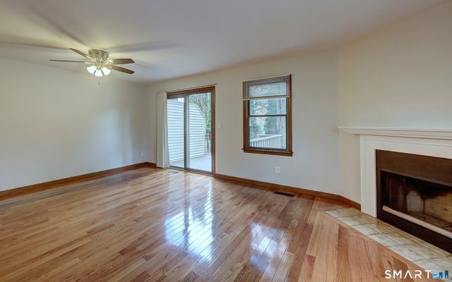 7 De Marchis Drive 7, Shelton, CT 06484