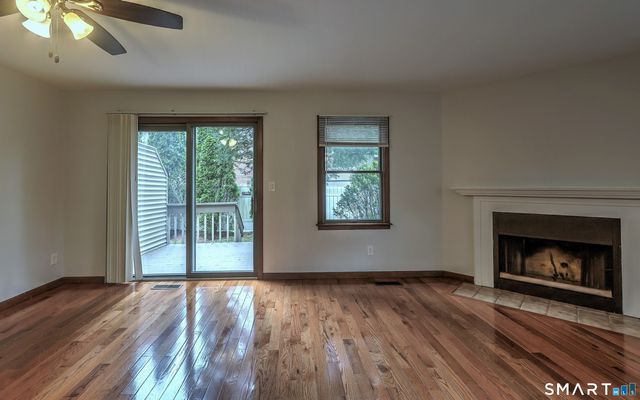 7 De Marchis Drive 7, Shelton, CT 06484