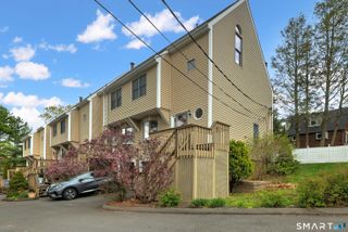 7 De Marchis Drive 7, Shelton, CT 06484