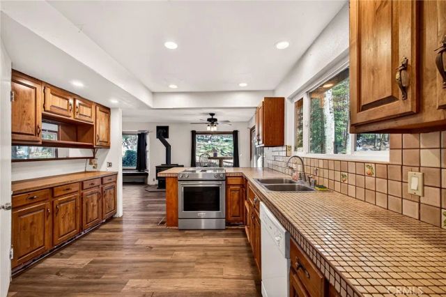 15220 Skyway, Magalia, CA 95954