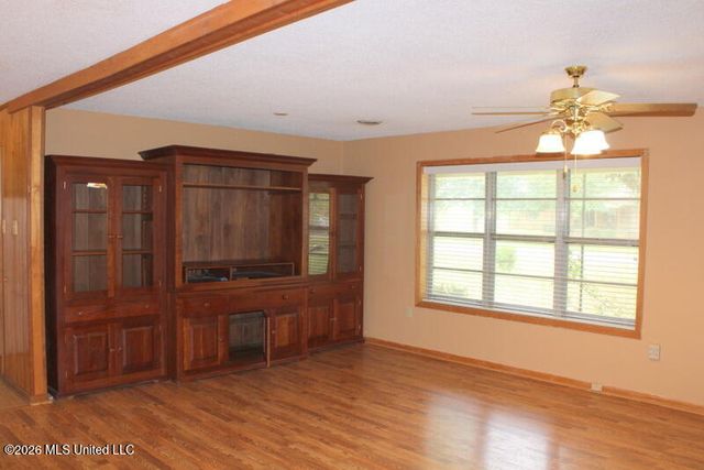 5011 Katherine Drive, Olive Branch, MS 38654