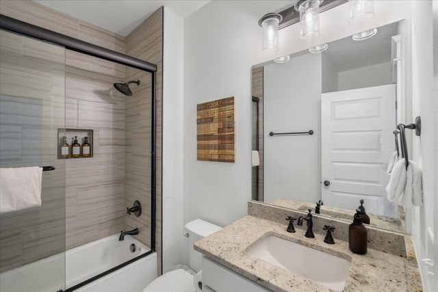 210 N 9th St Apt 3, Nashville, TN 37206