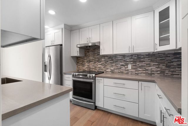 4477 Wilshire Boulevard 204, Los Angeles, CA 90010