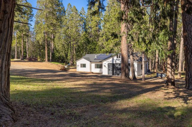 36273 Finegold Creek Dr, North Fork, CA 93643