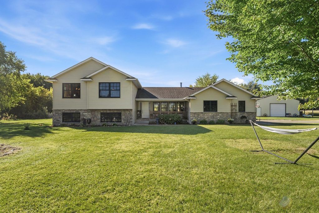 15977 345th Street, Center City, MN 55012 — photo 4