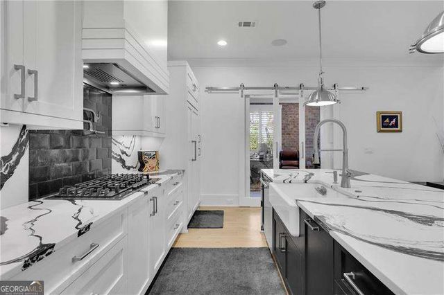 120 Chateau Place, Woodstock, GA 30188