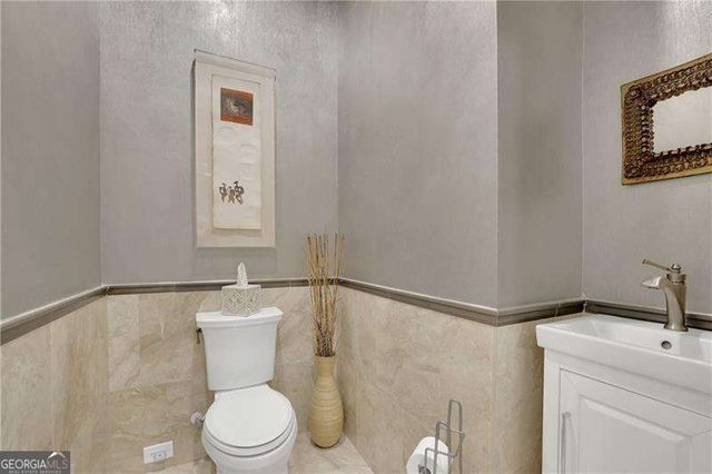 120 Chateau Place, Woodstock, GA 30188