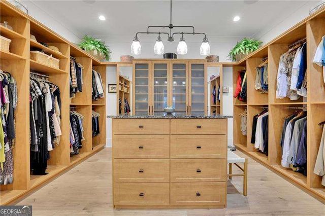 120 Chateau Place, Woodstock, GA 30188