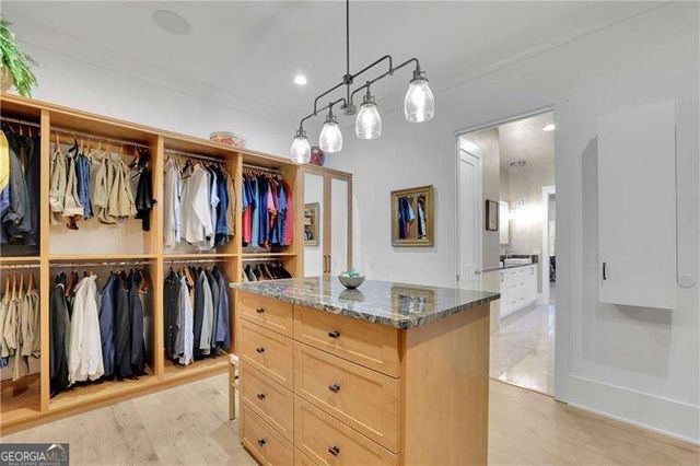 120 Chateau Place, Woodstock, GA 30188