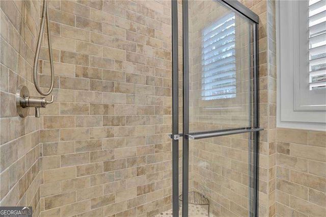 120 Chateau Place, Woodstock, GA 30188