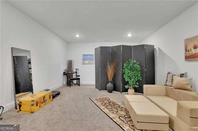 120 Chateau Place, Woodstock, GA 30188