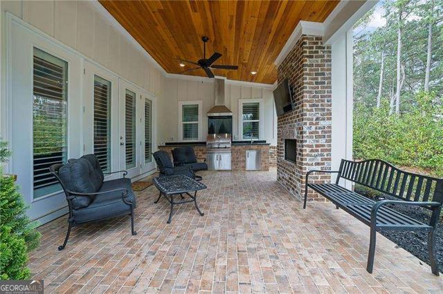 120 Chateau Place, Woodstock, GA 30188