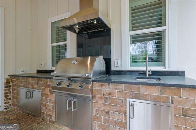 120 Chateau Place, Woodstock, GA 30188