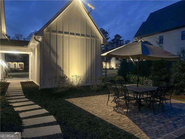 120 Chateau Place, Woodstock, GA 30188