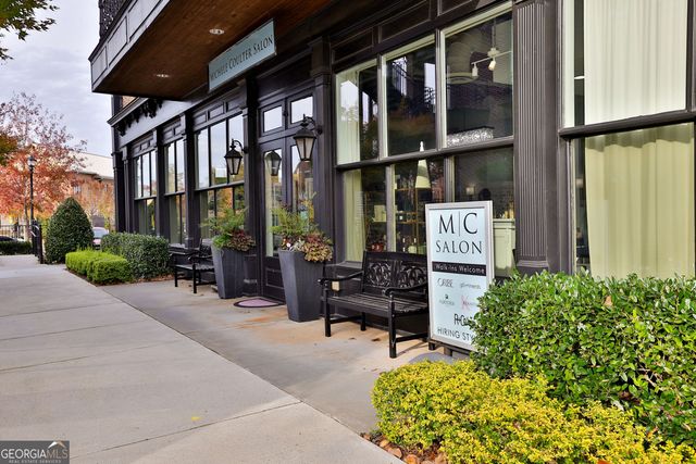 120 Chateau Place, Woodstock, GA 30188